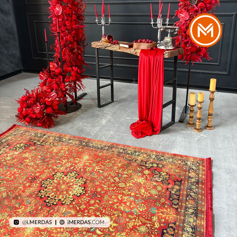 فرش کهنه نما کد 25TT0090 زمینه لاکی